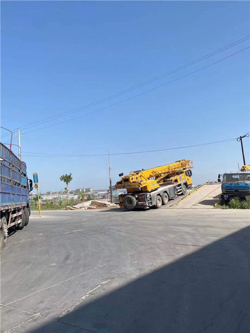 德江县25吨吊车的租赁价格大概是多少？