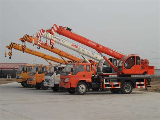 德江县设备出现故障导致停工，怎么处理？是否有备用设备替换？